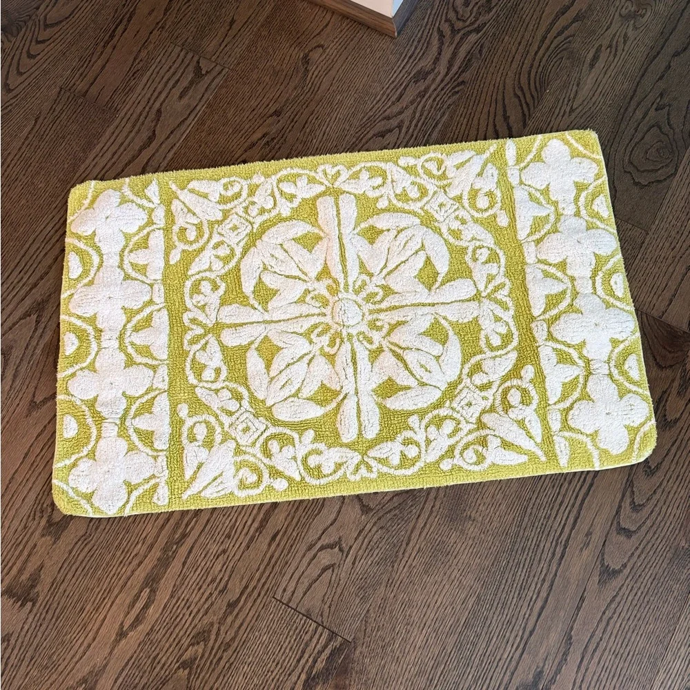 Anthropologie Floral Green and White Bath Mat